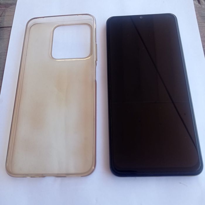 Продам телефон реалми