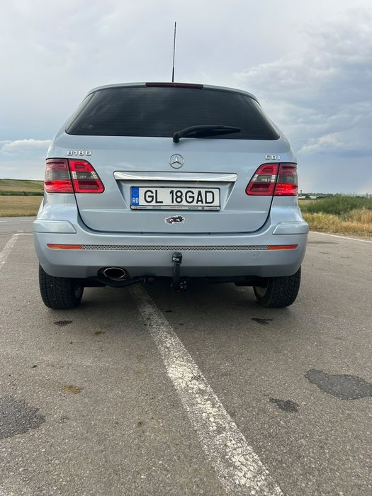 Vând URGENT!! Mercedez-Benz B180 CDI