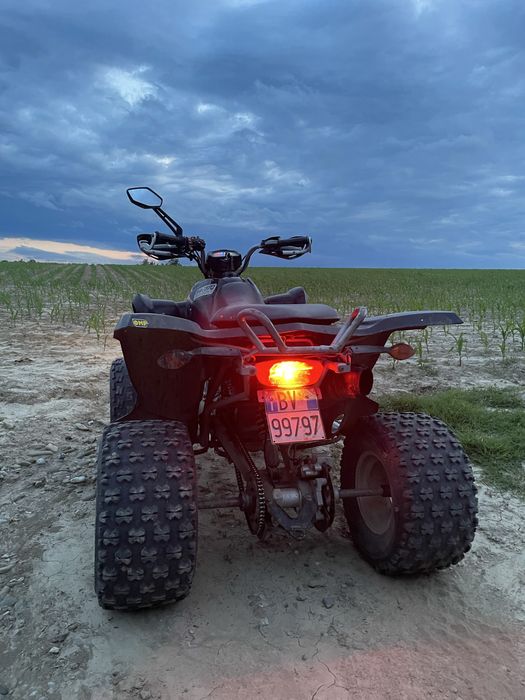 Atv loncin 300(ambreaj lipsa)la schimb pe un motocross sau 4000 lei