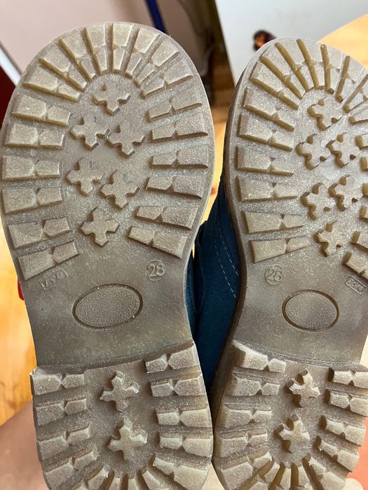 Боти КиК с етикет 28 номер