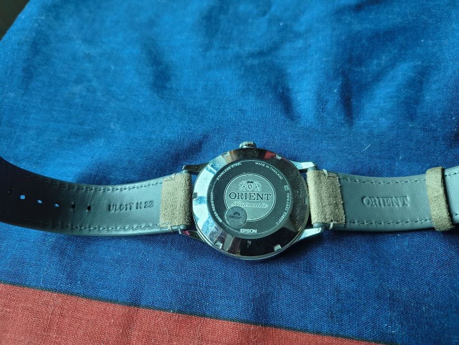 Vând ceas Orient automatic