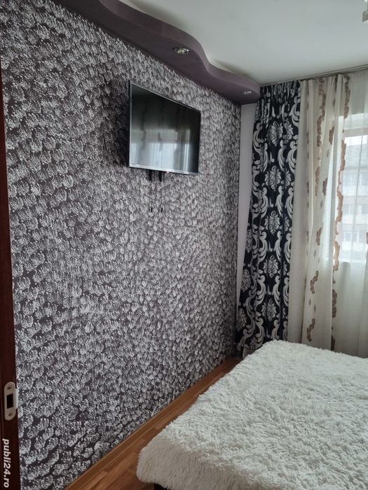 Inchiriez apartament targu jiu