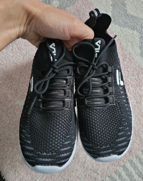 Adidasi Fila tip soseta nr.38