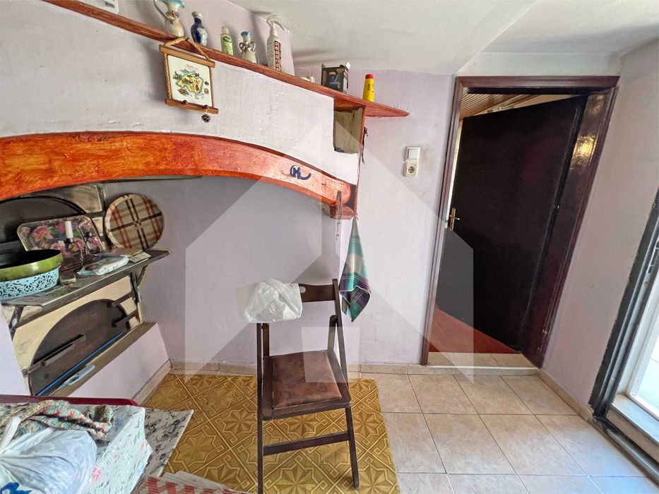 Продава еднофамилна, тухлена къща в с. Струйно (обл. Шумен). ТОП имот!