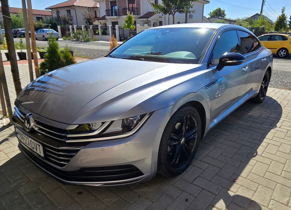 Volkswagen ARTEON Model 2018. Stare foarte bună, km putini, revizii in reprezentanta