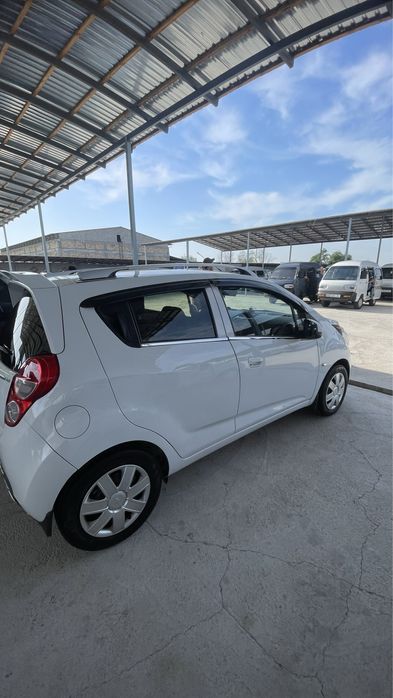 Chevrolet spark Sotiladi