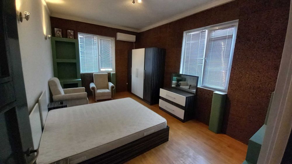 Дава се под наем Двустаен апартамент в София, Център - 72 кв.м за 498.27 € - Снимка #4