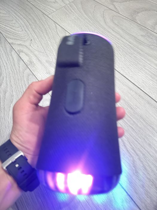 Boxa bluetooth cu lumini