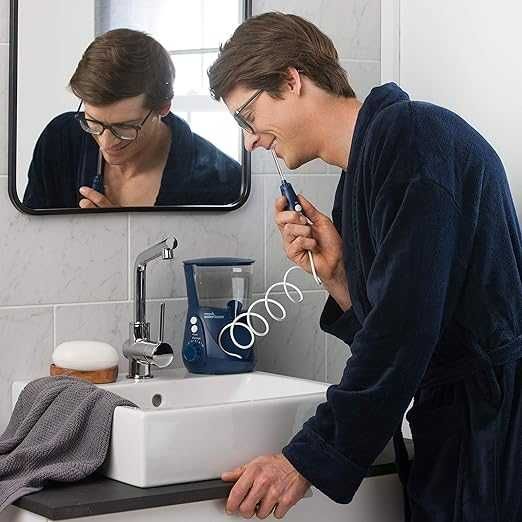 Професионален зъбен душ Waterpik WP-663EU иригатор, 7 накрайника и 10 нива