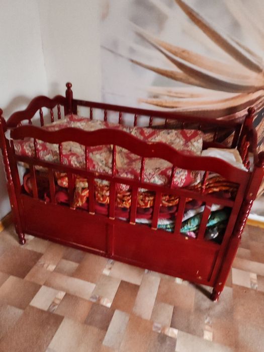 Продам детскую кровать