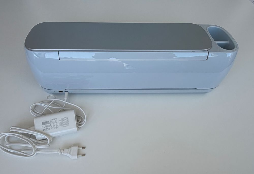 Плотер Cricut maker 3