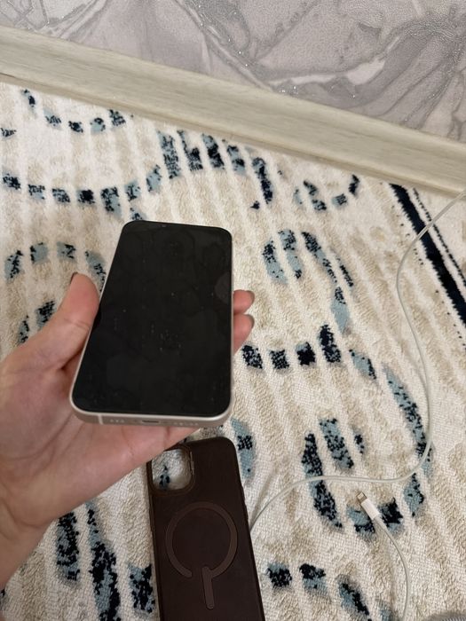 Iphone 14 сатылады.