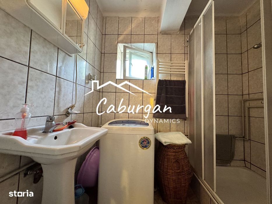 Casa cu 3 camere, 112mp utili, 516mp teren, garaj, Rasinari