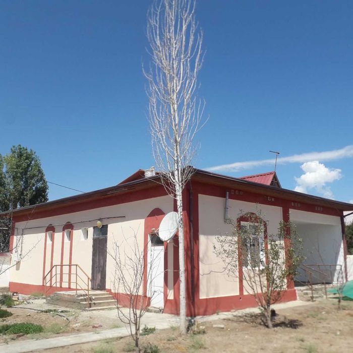 4 комната 12 сотых 300 млн келисимли