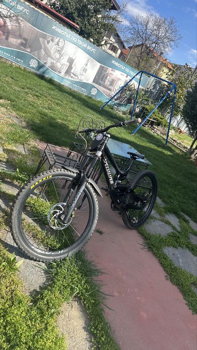 Specialized demo 8