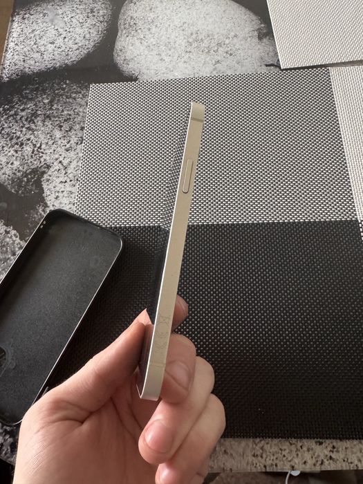 iphone 12 с документами