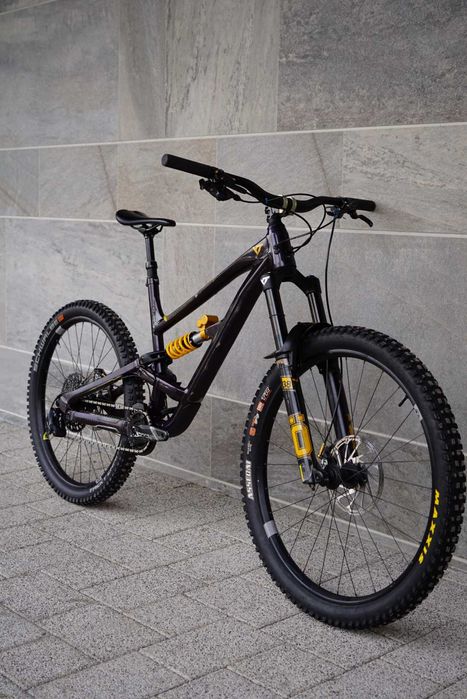 YT Capra MX Uncaged 9 – 2022 г. – Öhlins, Mullet