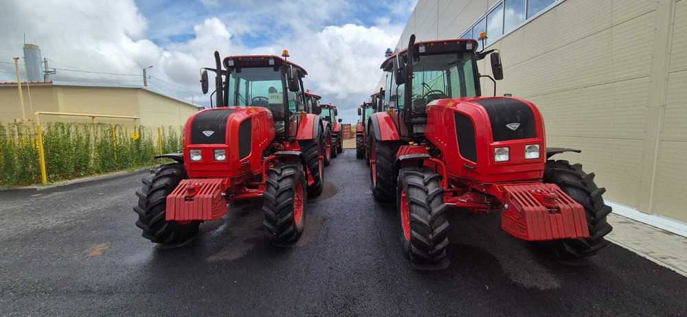 Трактор Беларус 2022