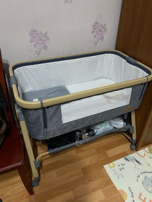 Приставная манеж для малыша