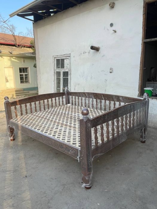 Kravat suri tapchan 2milyon600ming