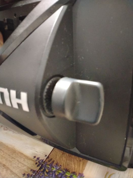 Продавам сонар humminbird helix 10 si gen 2