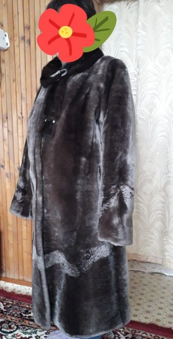 Продам мутонувую шубу