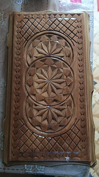 Нарды  шахматы,стол шахматный