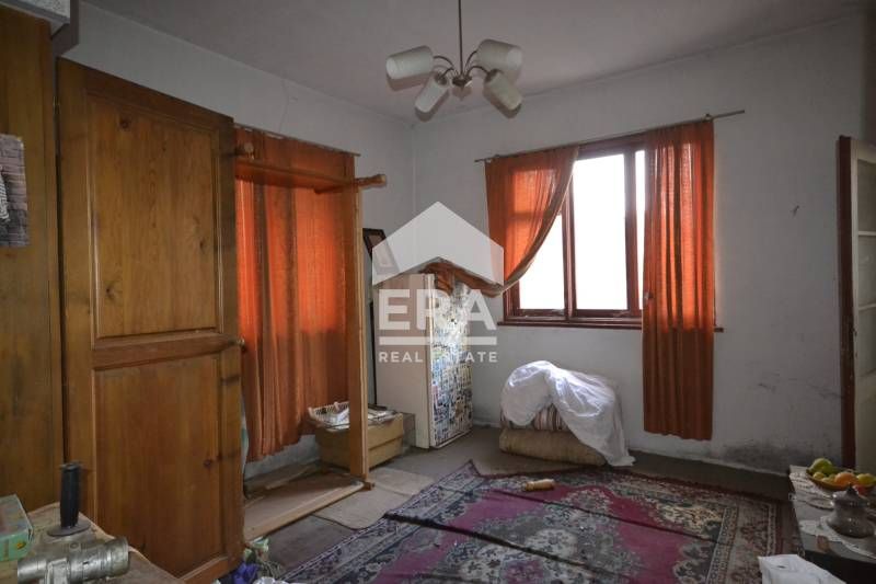 Продава се Етаж от къща в Хасково, Тракийски - 81 кв.м за 850 €/кв.м - Снимка #7