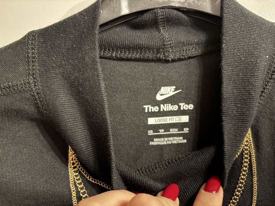 2 броя блузи Nike