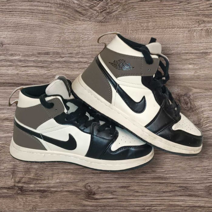 Кроссовки Nike Air Jordan