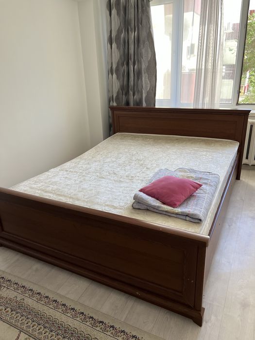 Продам кровать б/у
