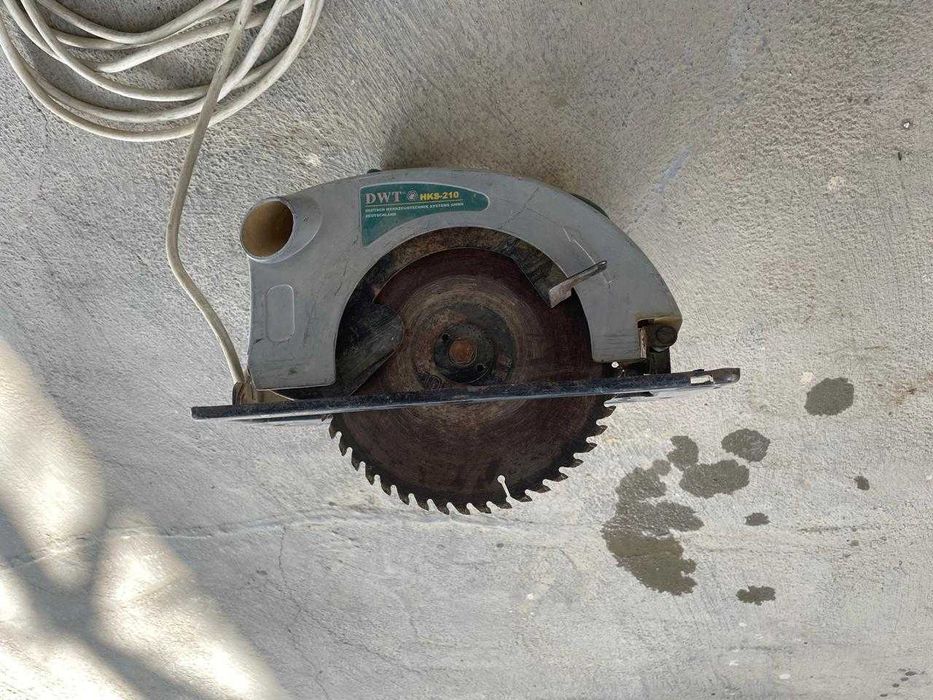 Продается  пылесос