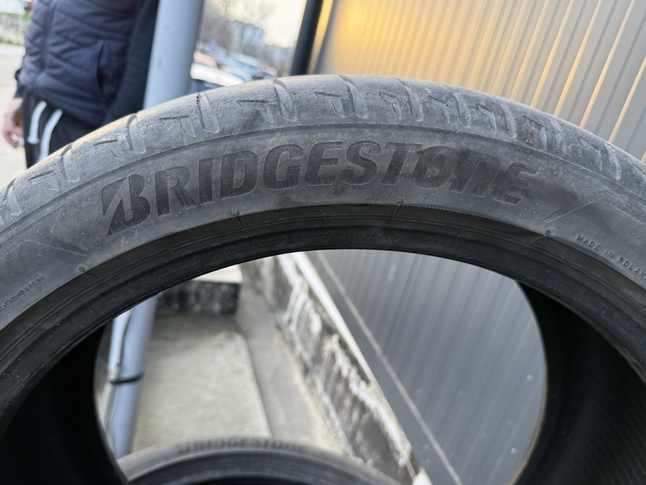 Продавам летни гуми BRIDGESTONE POTENZA SPORT 295/35/R21 107Y DOT 2022г.