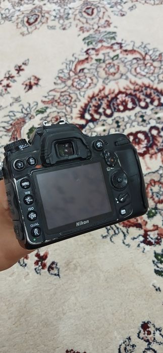 Nikon d 7000 foto aparati sotiladi