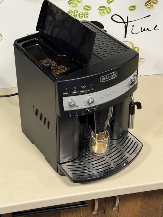 Кафемашина кафе автомат delonghi magnifica с гаранция