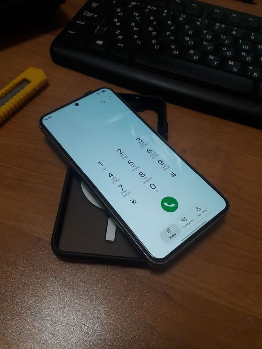Samsung s23 128/8
