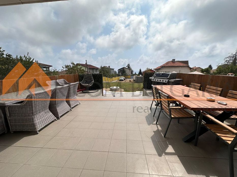 Продава се Къща в Варна, м-т Траката - 990 кв.м за 697 €/кв.м - Снимка #7