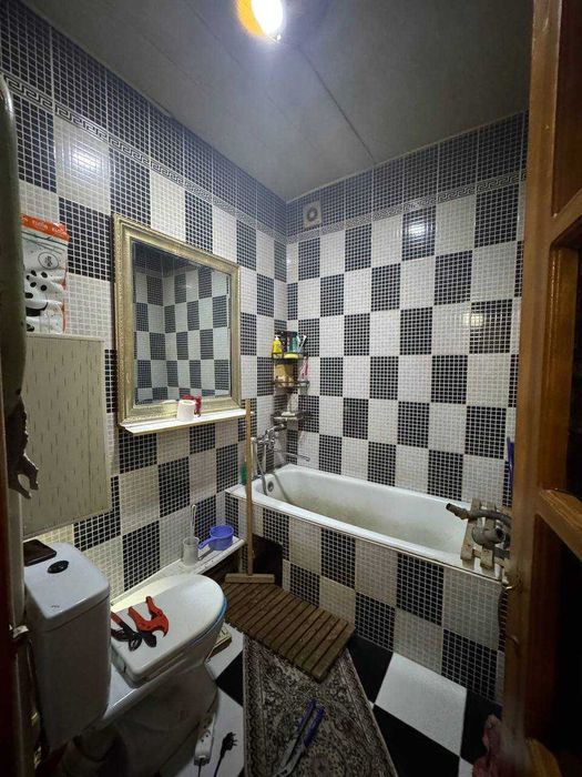 Yangihoyat, Do‘stlik 2 mahallasi.  5 / 1 /9   хонадон сотаман .