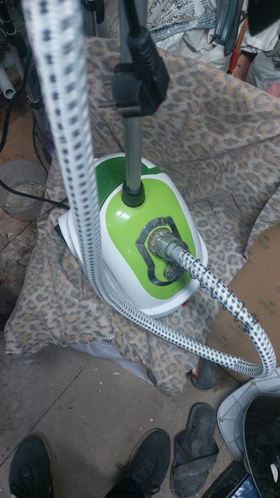 Отпариватель паровой утюг