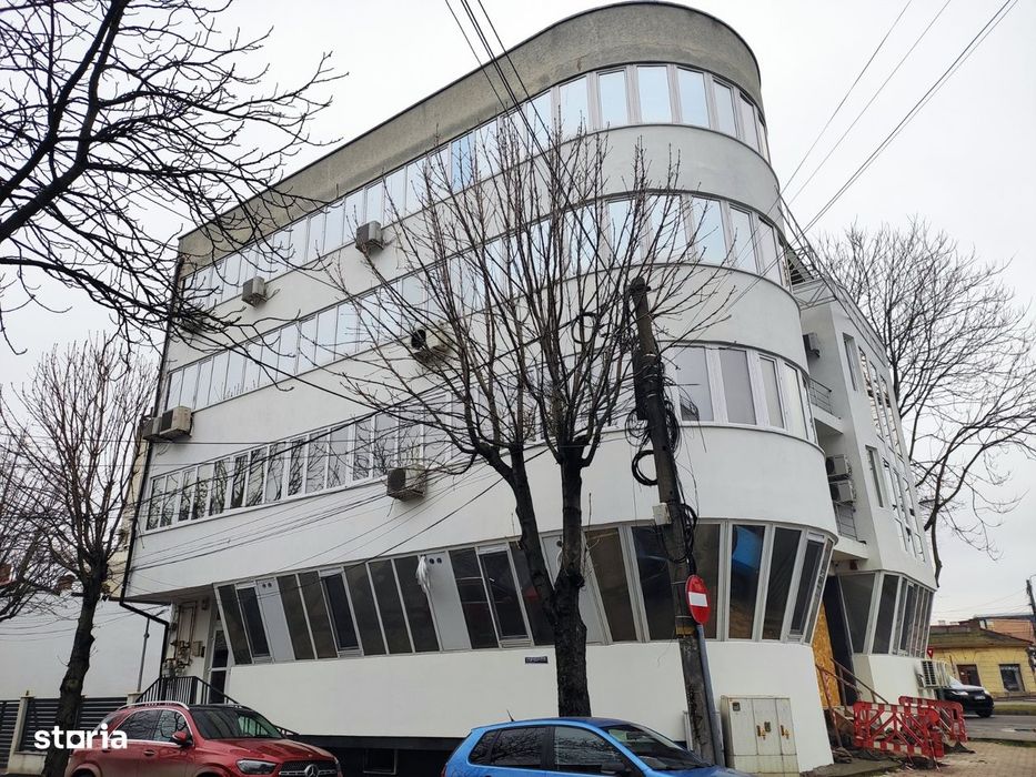 Spatiu comercial Birouri 208 mp + Terasa 196 mp