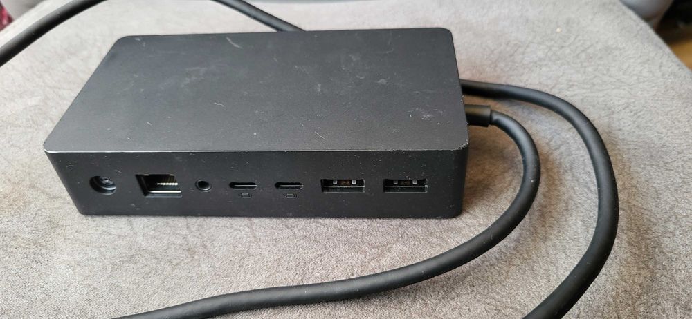 Docking Station Microsoft Surface 4K, Model 1917 fara alte accesori se vinde in timisoara trebuie testat