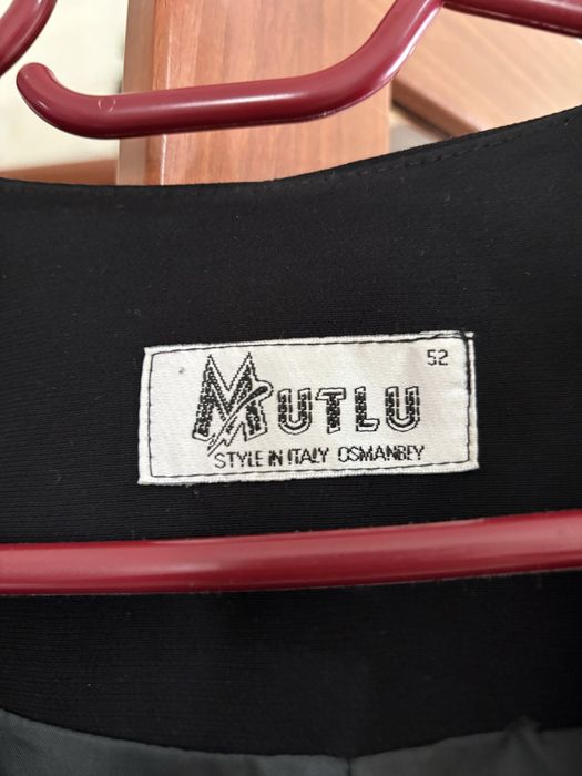 Продам брючный костюм