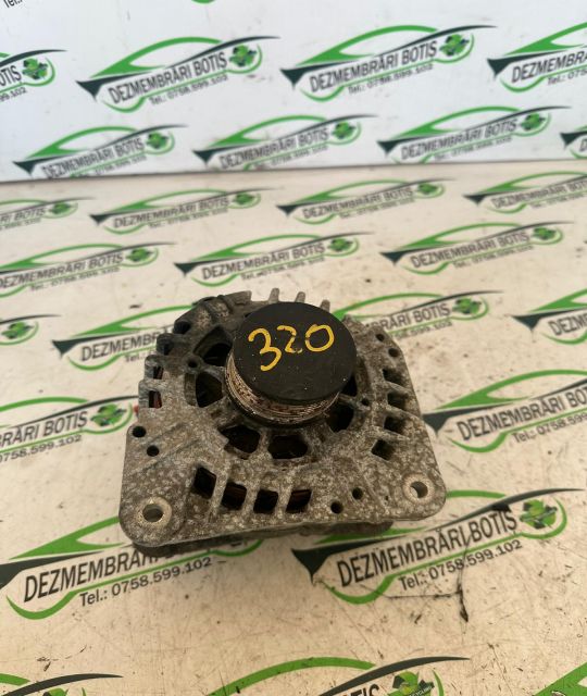 Alternator 8200 537 415 Dacia Logan prima generatie
