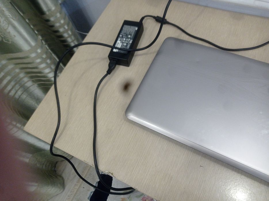 Продам ноутбук HP I7