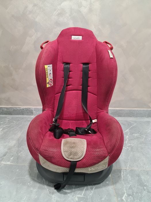 Vând scaun auto Coccolle Meissa cu Isofix stare bună !