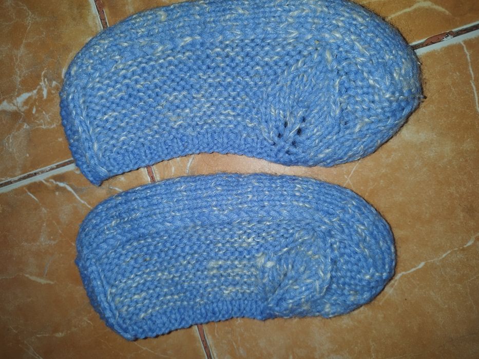 Продам вязаные тапочки