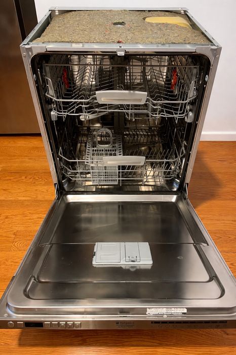 Masina de spalat vase Hotpoint A+++