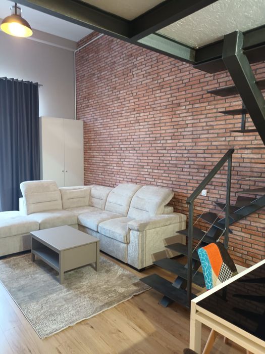 Inchiriez apartament in centru