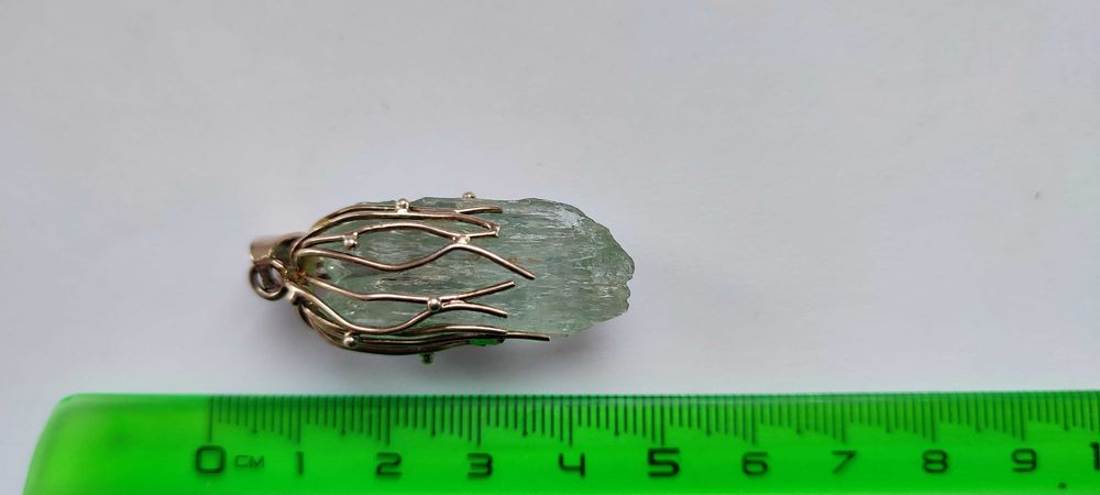 Шикарный кулон с натуральным камнем АКВАМАРИН