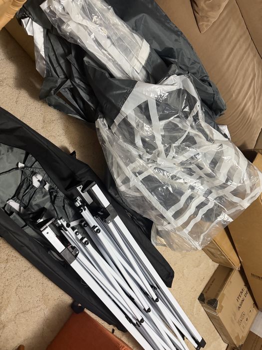 Pavilion/ Cort de gradina verde inchis montare rapida, stare foarte bu